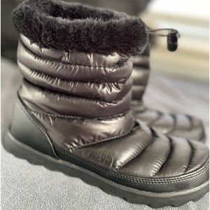 North Face Thermoball Micro-Baffle Black Bootie